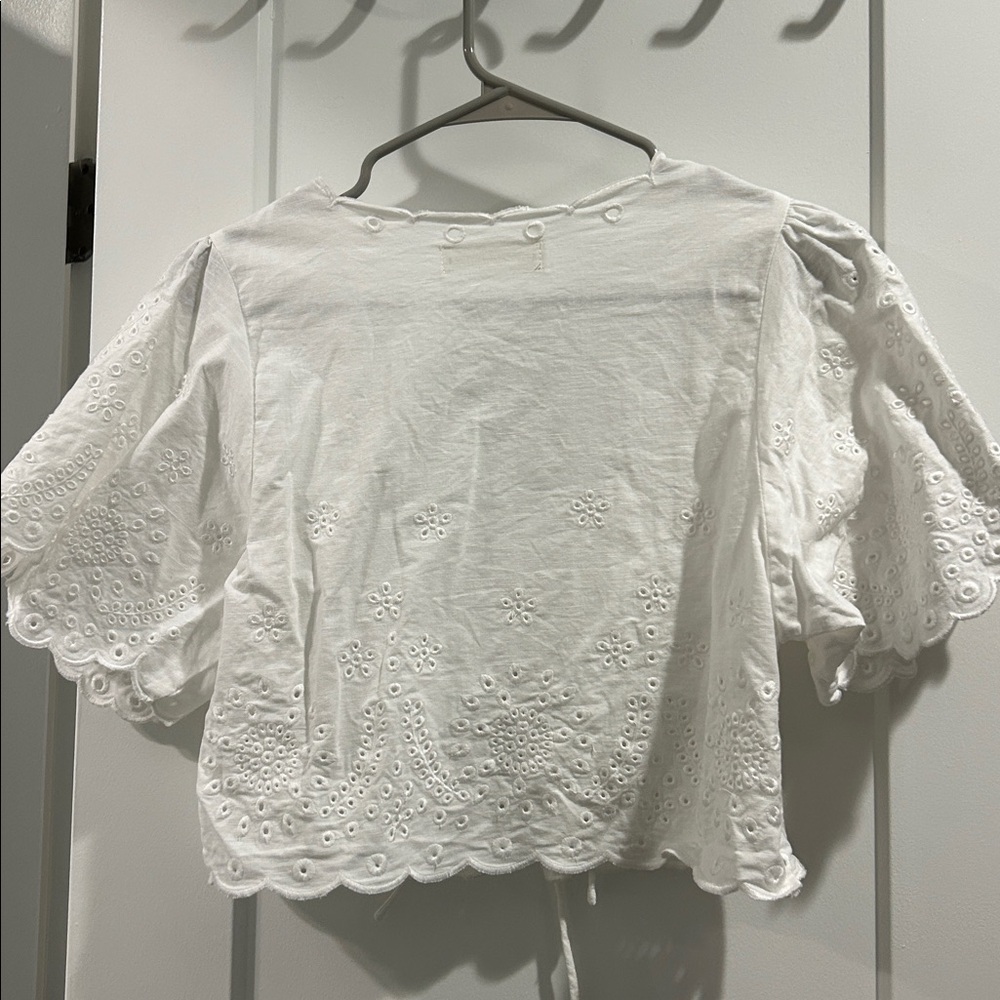 Pants Store White Eyelet Tie Front Top - Picture 4 of 4
